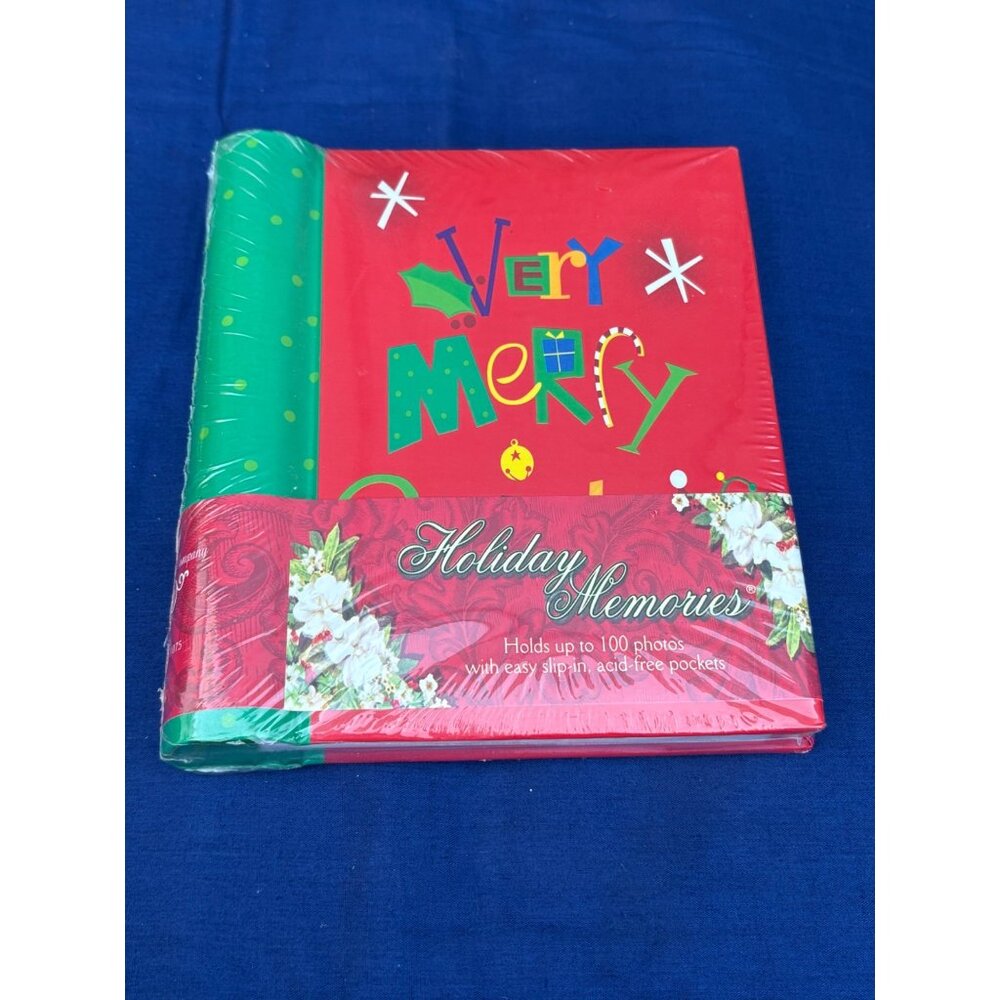 Very Merry Holiday Photo Album Holds 100 Photos Slip-In Pockets Christmas Sealed